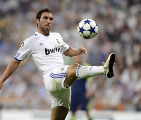 官方娱乐平台-连败阴影下的领航者，压力之下的领导者挑战，连败阴影与重担之下，掌舵者的试炼